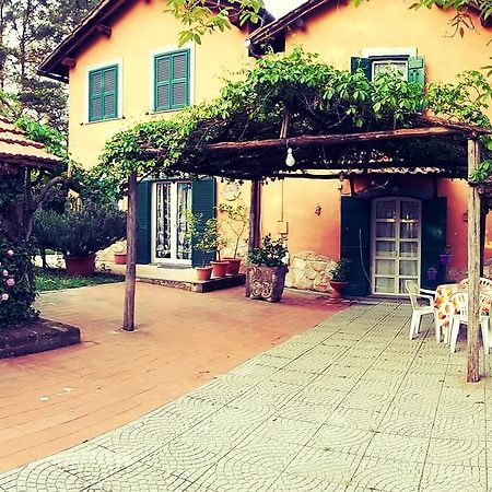 Bed And Breakfast Monticelli Capranica Exterior foto